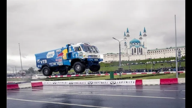 Секс в прозрачном фургоне - смотреть русское порно видео бесплатно