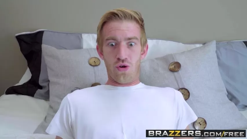 Brazzers - истории настоящих жен - он говорит, что она трахается со звездой  сцены смотреть онлайн или скачать