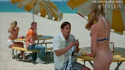 Эми Адамс (Amy Adams) голая в фильме "Пляжный психоз" (Psycho Beach Party, 2000, Роберт Ли Кинг)