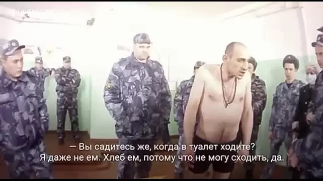 Японского учителя уволили за скрытую камеру в школьном туалете