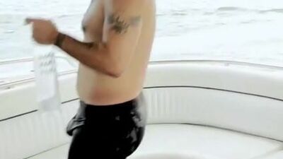 Str8 Pitbull bulge