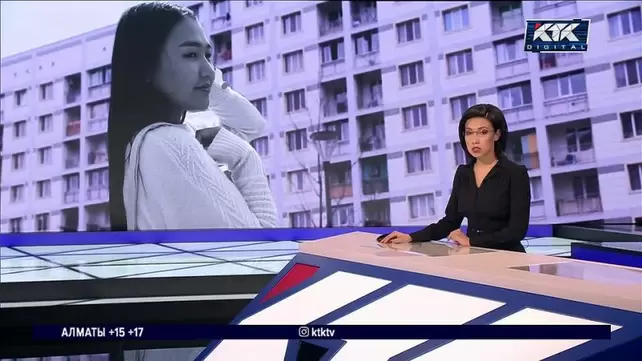 Голой девушке отрубают голову видео